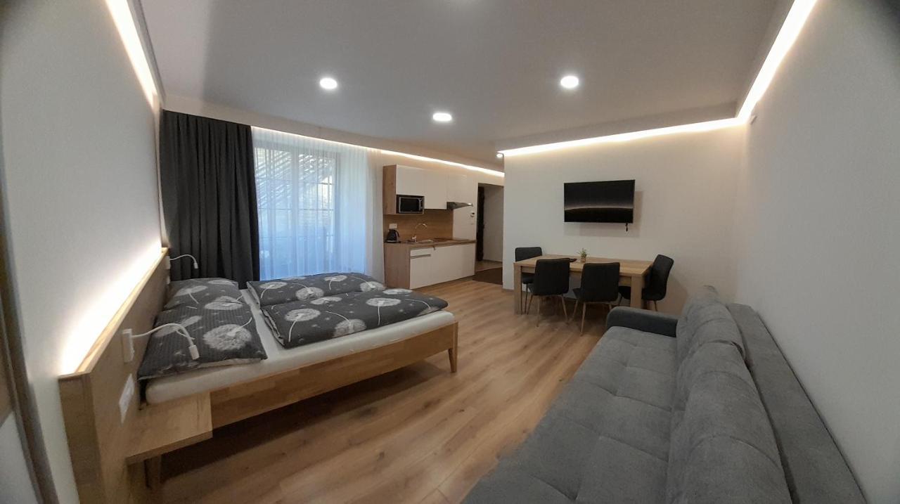 Apartmany Lumi Veľký Slavkov Екстериор снимка